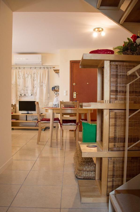 Cozy Maisonette Kamena Vourla Extérieur photo